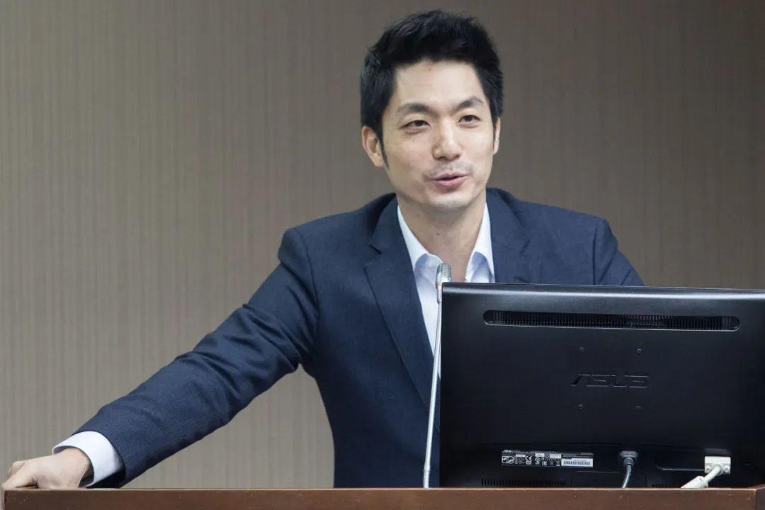 台北市长蒋万安发言了！


7月3日，针对特朗普称台湾过去几乎把“100%的芯片