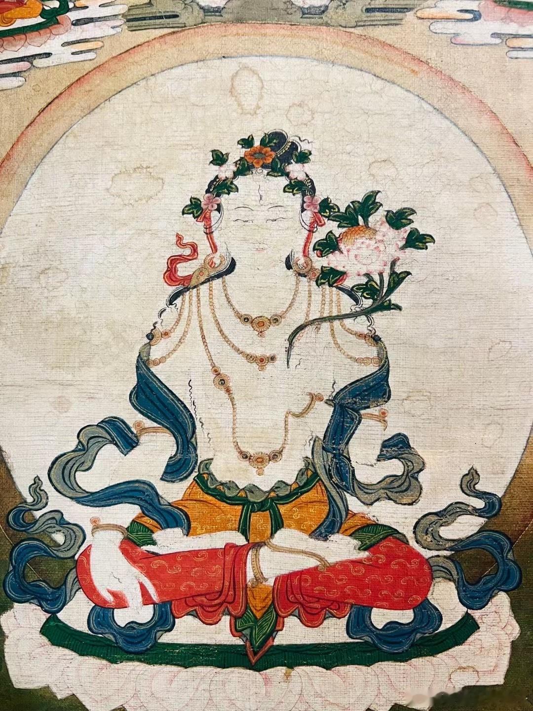 爱笑的人，总会被快乐拥抱；快乐的人，总会被幸福眷顾。人生风雨无常，别怪风太冷、雨