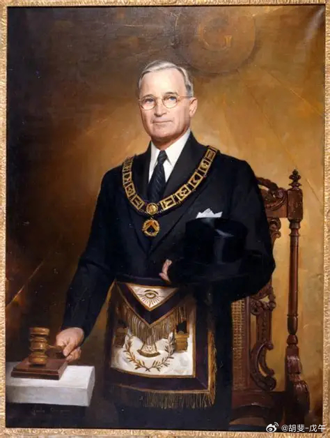 一部分兵力做不择时长期价值投资：美股指数和个股的长期投资一部分兵力做A股的自上而