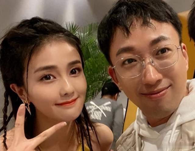 白鹿10年合约到期不续，于正回应说像嫁女儿，体面分开藏着啥信号 