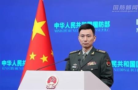 真绝了，“台独”分子吴钊燮突然叫嚣：大陆是“地区恶霸”。该收拾了，是谁给你的勇气