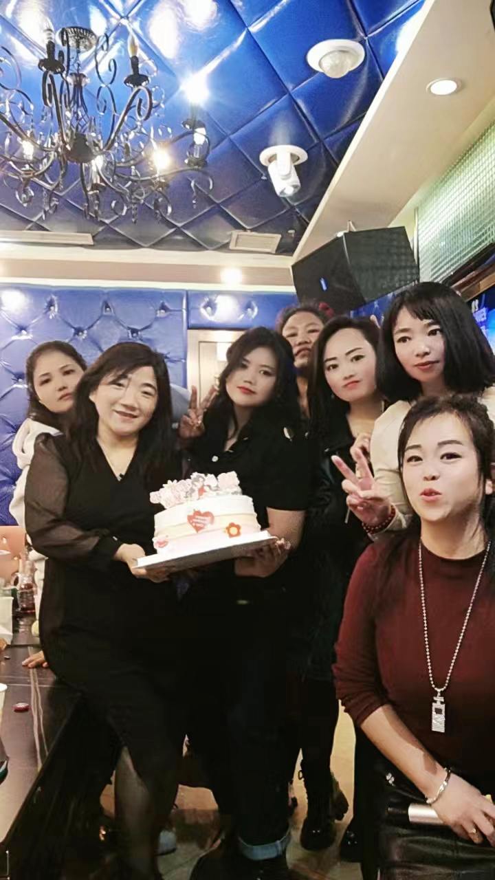 祝屏幕前的所有女生，女神节快乐！妇女👩🏻节快乐🙂