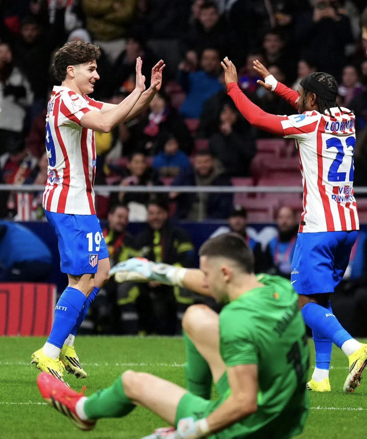 一觉醒来，巴萨0-4惨败！半场落后四球，下半场埃里克染红，多人染黄牌，耻辱性崩盘