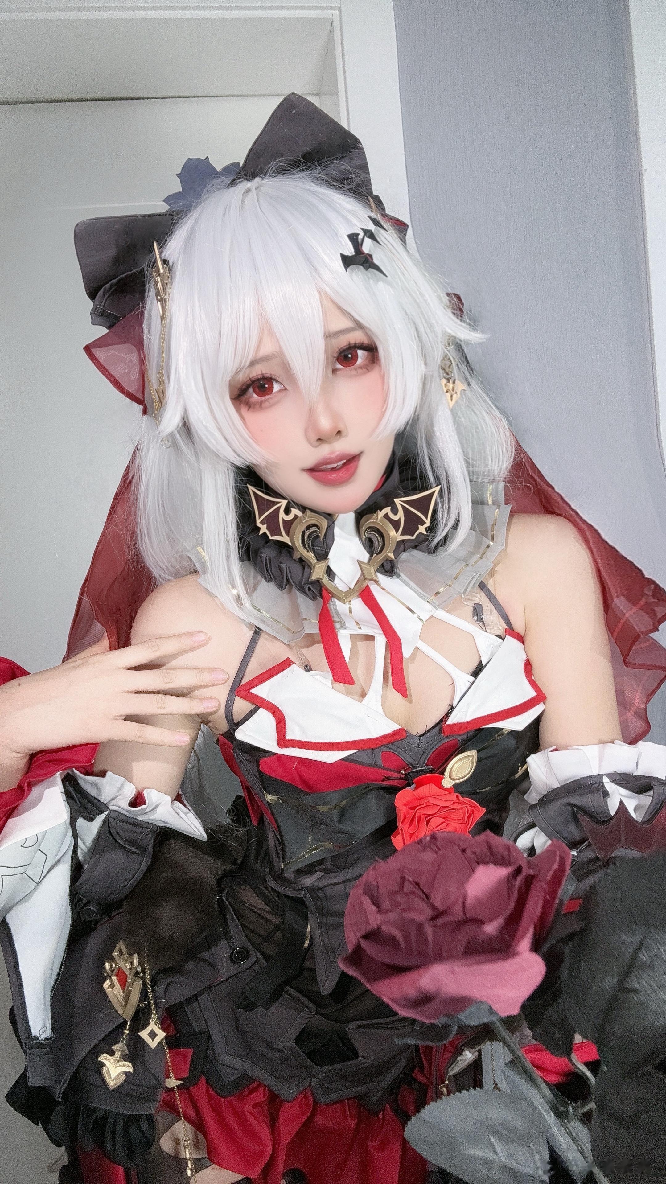 这一次，能牵住我的手吗？#cosplay[超话]##崩坏3##月下初拥# ​​​