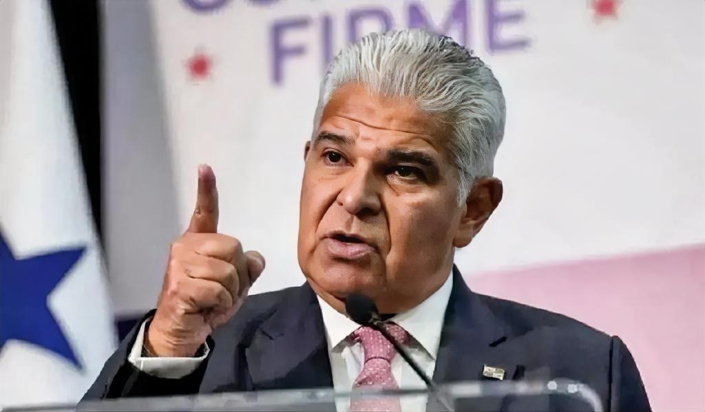 巴拿马这次真是把“作死”演绎到了极致。

听了老美的忽悠，硬要强占咱们运营的码头