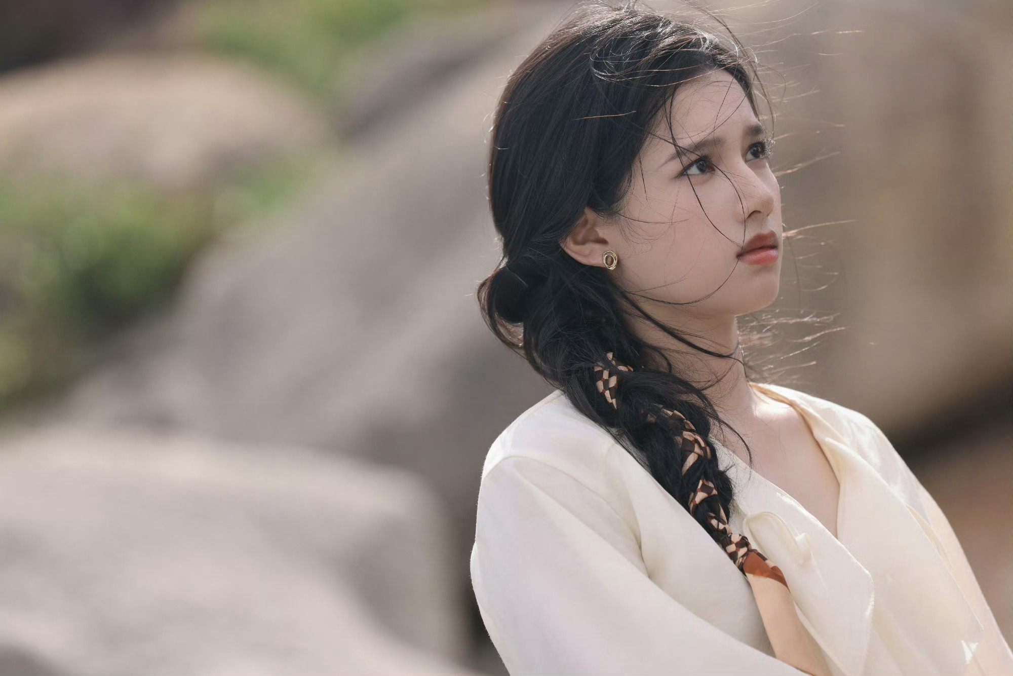 宋威龙张婧仪互拍拍立得宋威龙张婧仪全肯定当你谈论你的角色“苗靖”的时候，每个采访