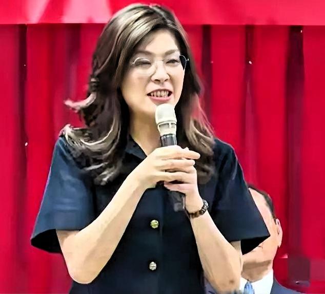 郑丽文节目直斥谬论：台湾从未独立，绝非一个国家
 
前言
据海峡导报综合报道，国