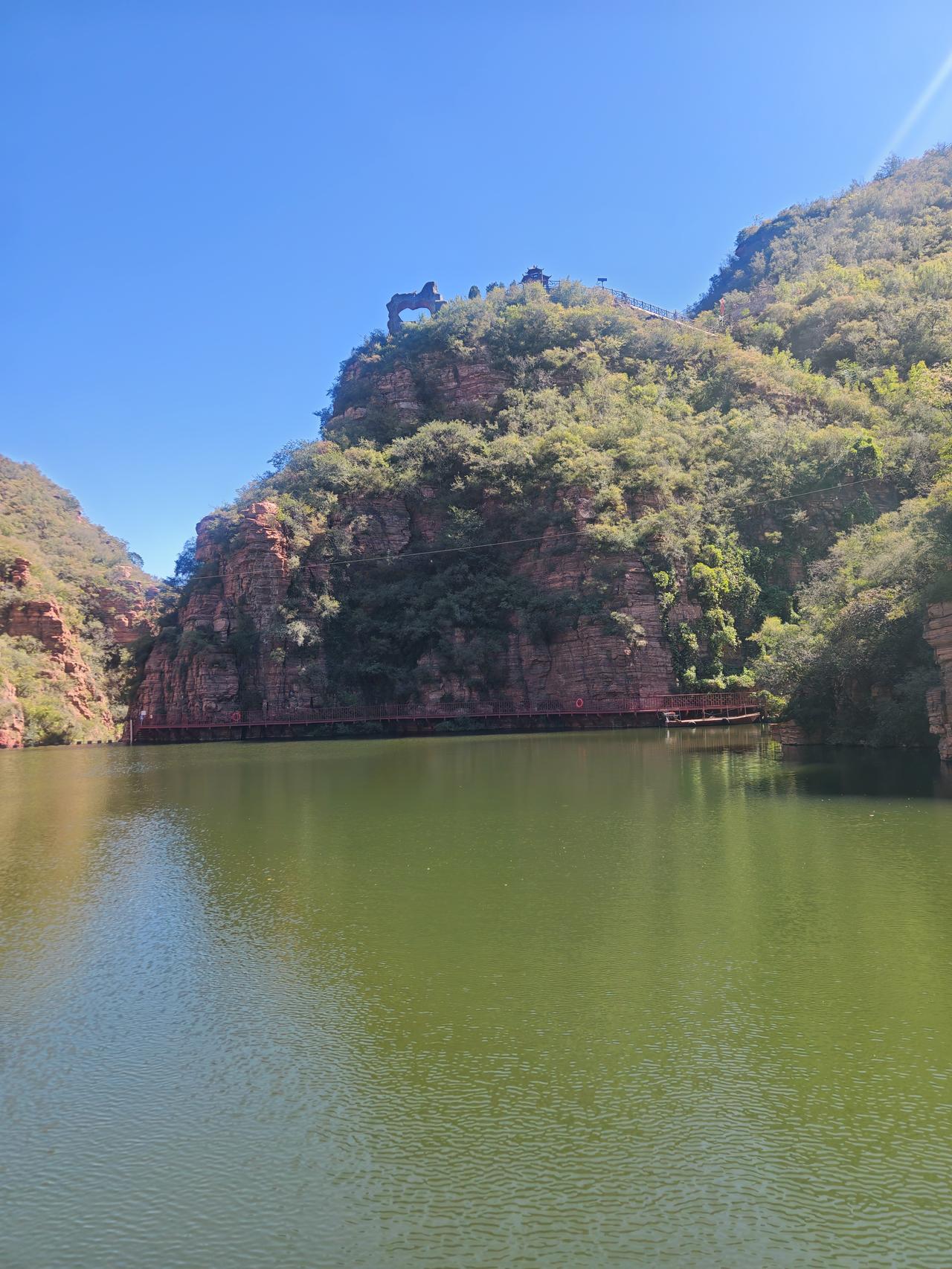 孔庄八里峡真的是被低估的太行小众宝藏地，离沙河市区才33公里，当地人也叫它孔庄大