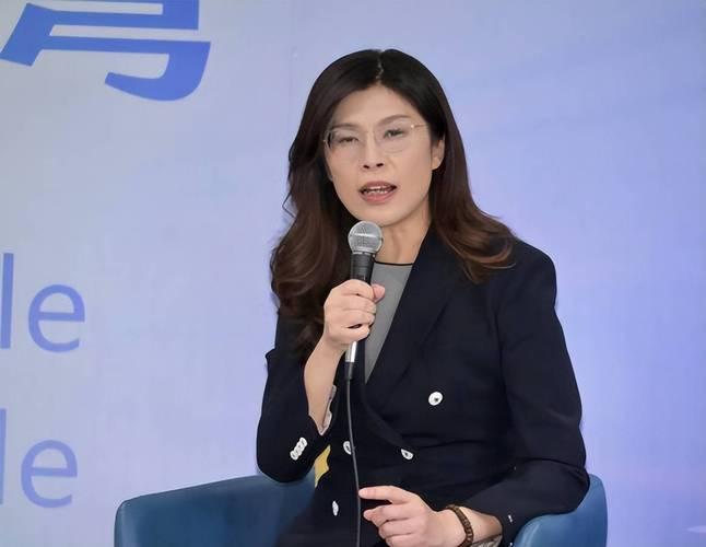 郑丽文率团访陆，国民党内部为何出现“众说纷纭”？
 
3月29日，国民党主席郑丽