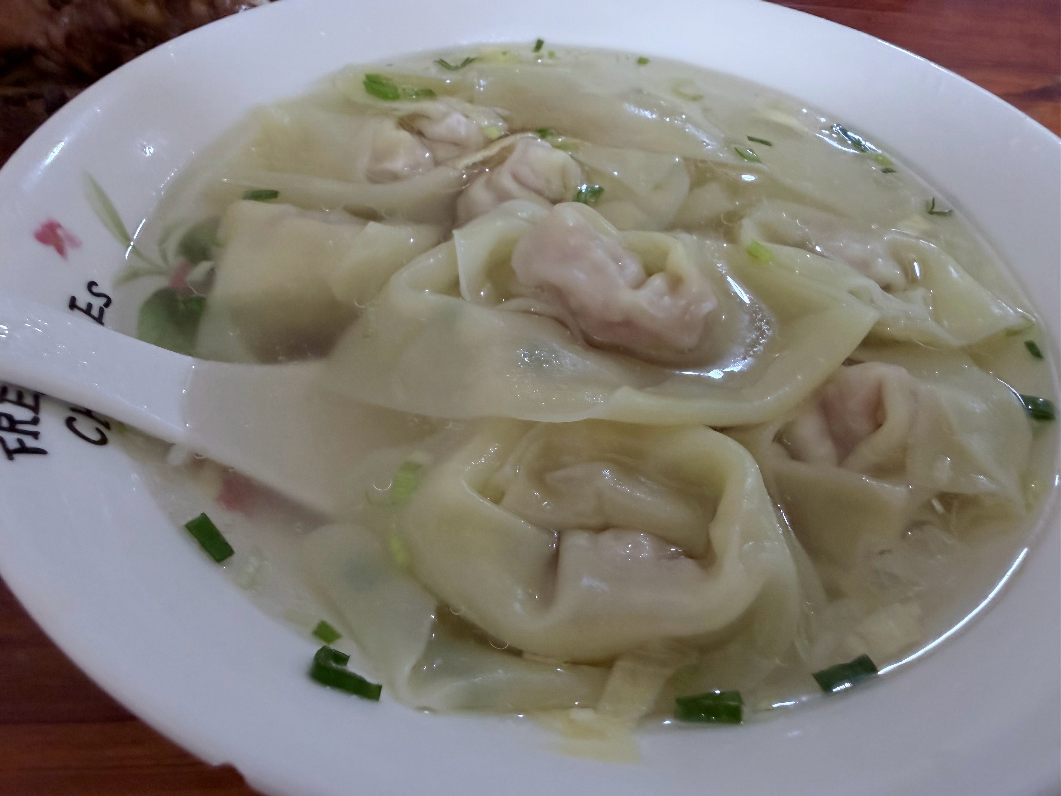 笑死，为了这一碗馄饨特地跑昆山来吃[允悲][允悲][允悲] ​​​
