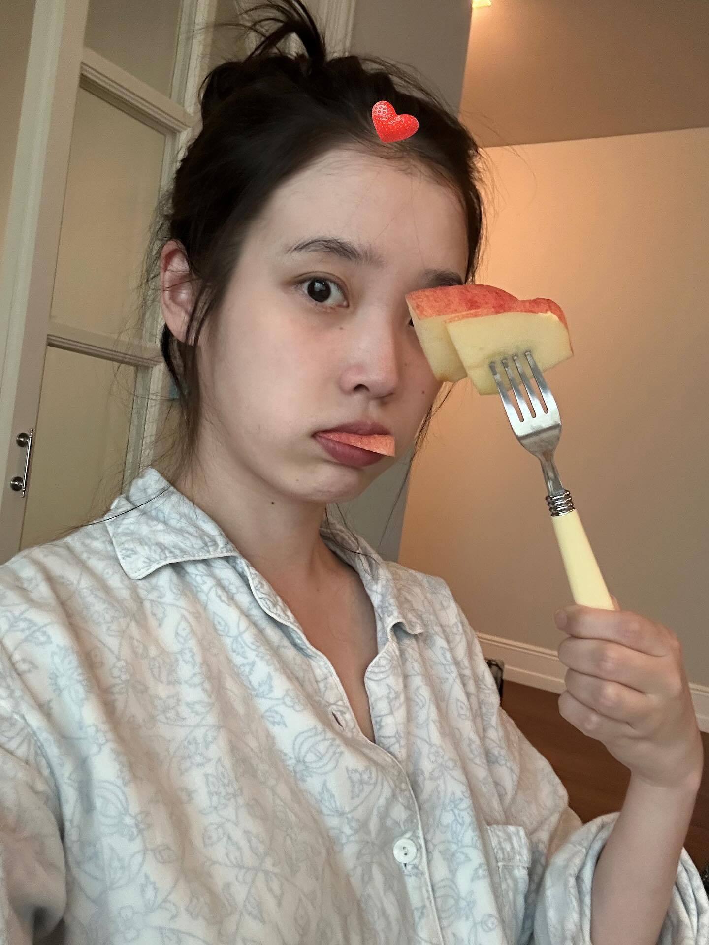 iu ​​​