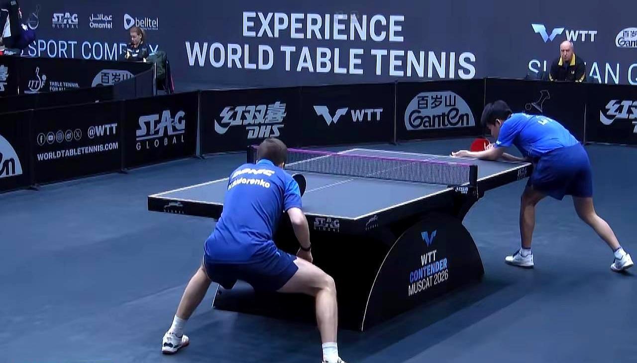 6:2领先，裁判突然扣你1分！林诗栋愣住：我头动都没动，下一秒，他把球拍往台上一