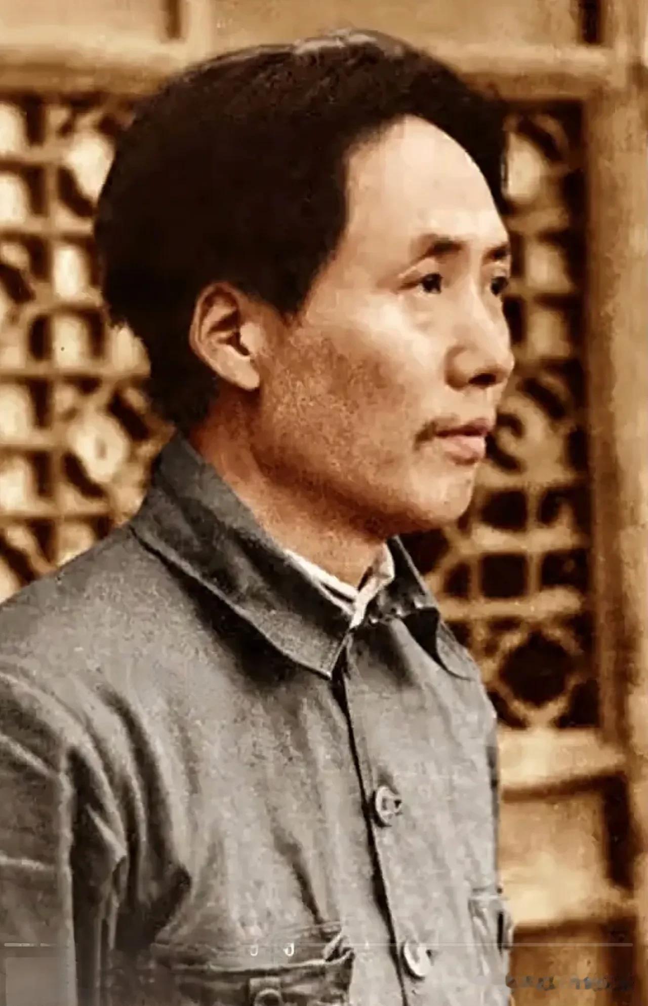 拿自己的生命换来新中国的、实例，万人落泪，今天我们享幸福，不要忘了他的辛苦，忘了