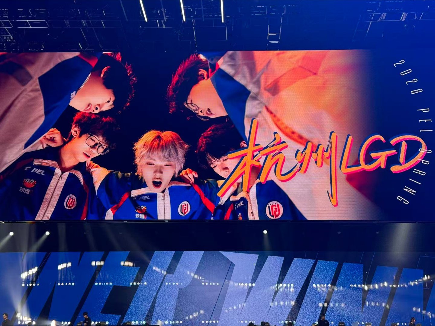  JDG苏楠联赛1600淘汰 从一到一千六，是热爱与坚持的刻度。 