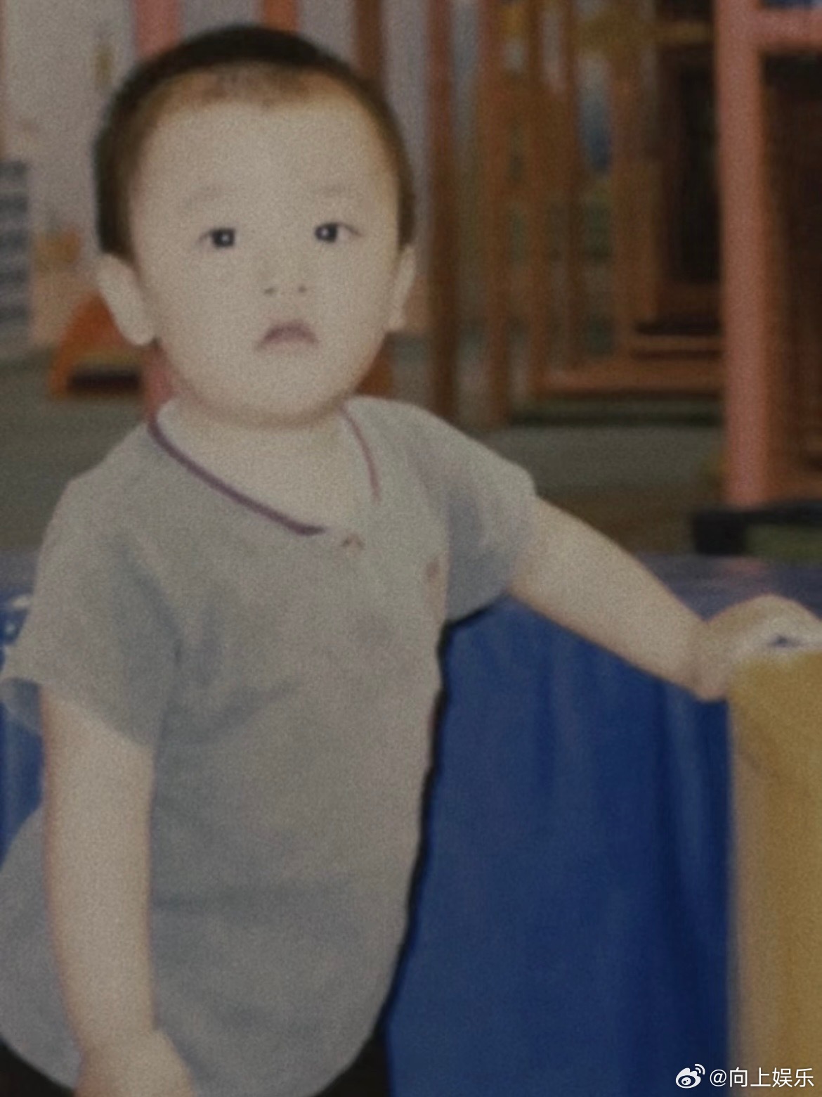 上海为周冠宇把中国骄傲写在夜空  上海这波排面真的赢很大！让周冠宇的速度与激情亮