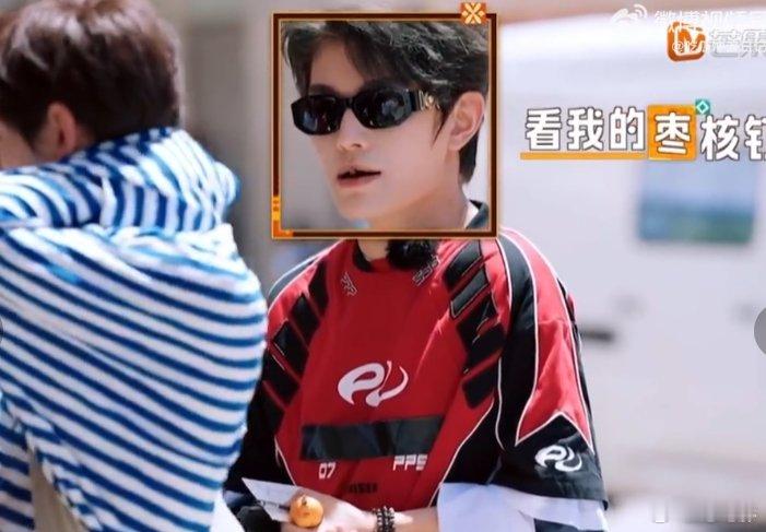 丁禹兮[超话]丁禹兮有女作家笔下塑造的男主灵魂他在节目里哭的那几次，真不是博同情