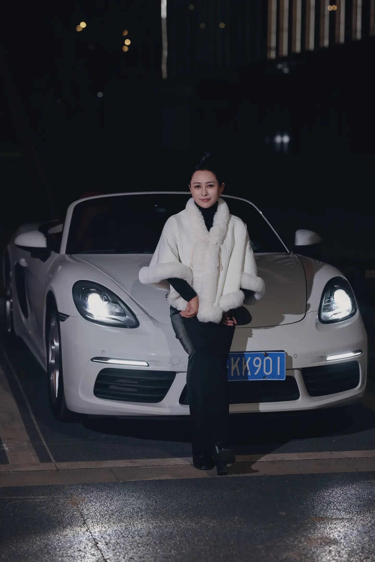 女人一定要活成自己喜欢的样子 藏族魅力女人爱拍照的老左