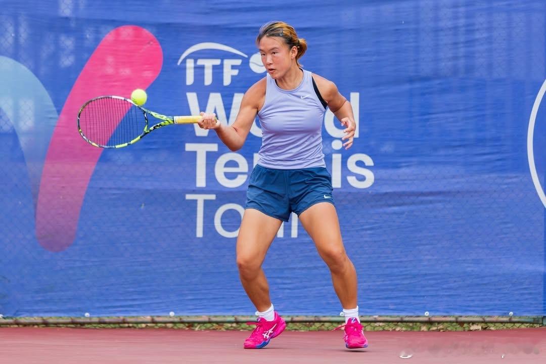 🇧🇷W15女单1/4决赛【1】🇨🇳米兰6-0/6-4 🇦🇷Ayala