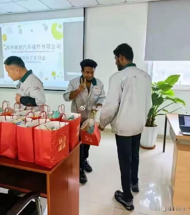 收留外国人非法滞留和打工都是犯罪，会受到严历处罚！
