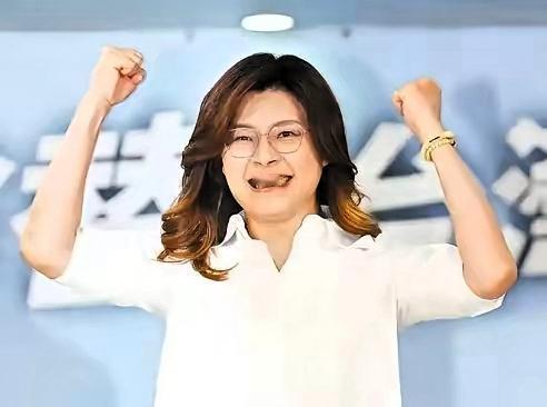 台湾刚跨进"超高龄社会"门槛，65岁以上占比超20%，新生儿连续十年下滑，人口负