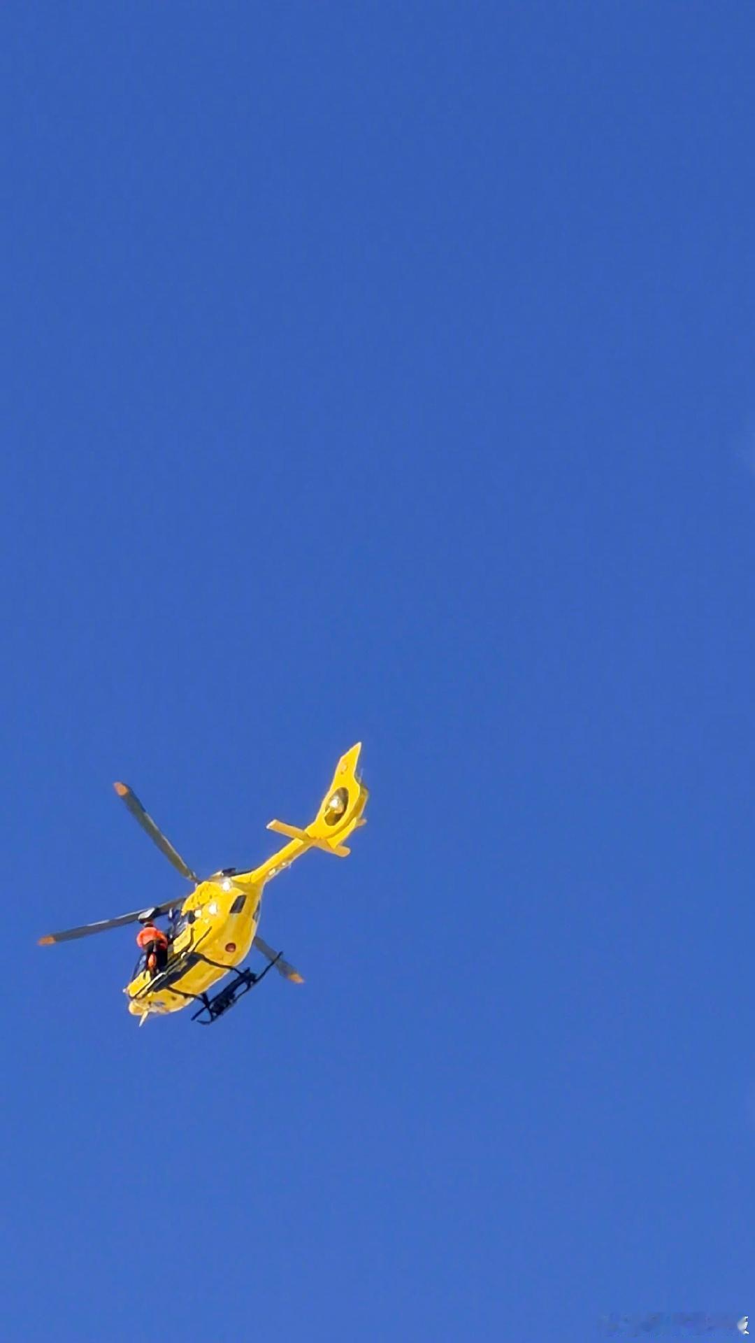 杨天真目睹冬奥会高山速滑事故杨天真目睹运动员高山速滑事故 杨天真分享米兰冬奥现场