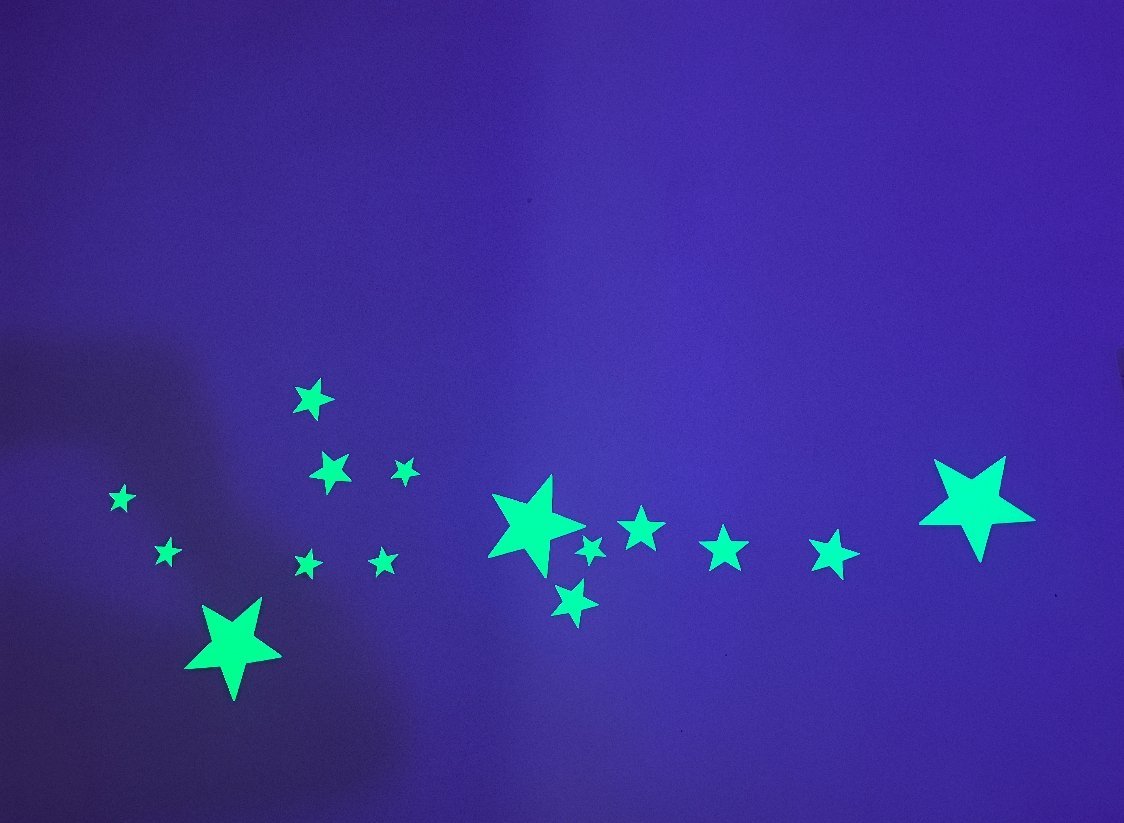 卧室贴点夜光⭐还挺适合催眠的何不懂的超话