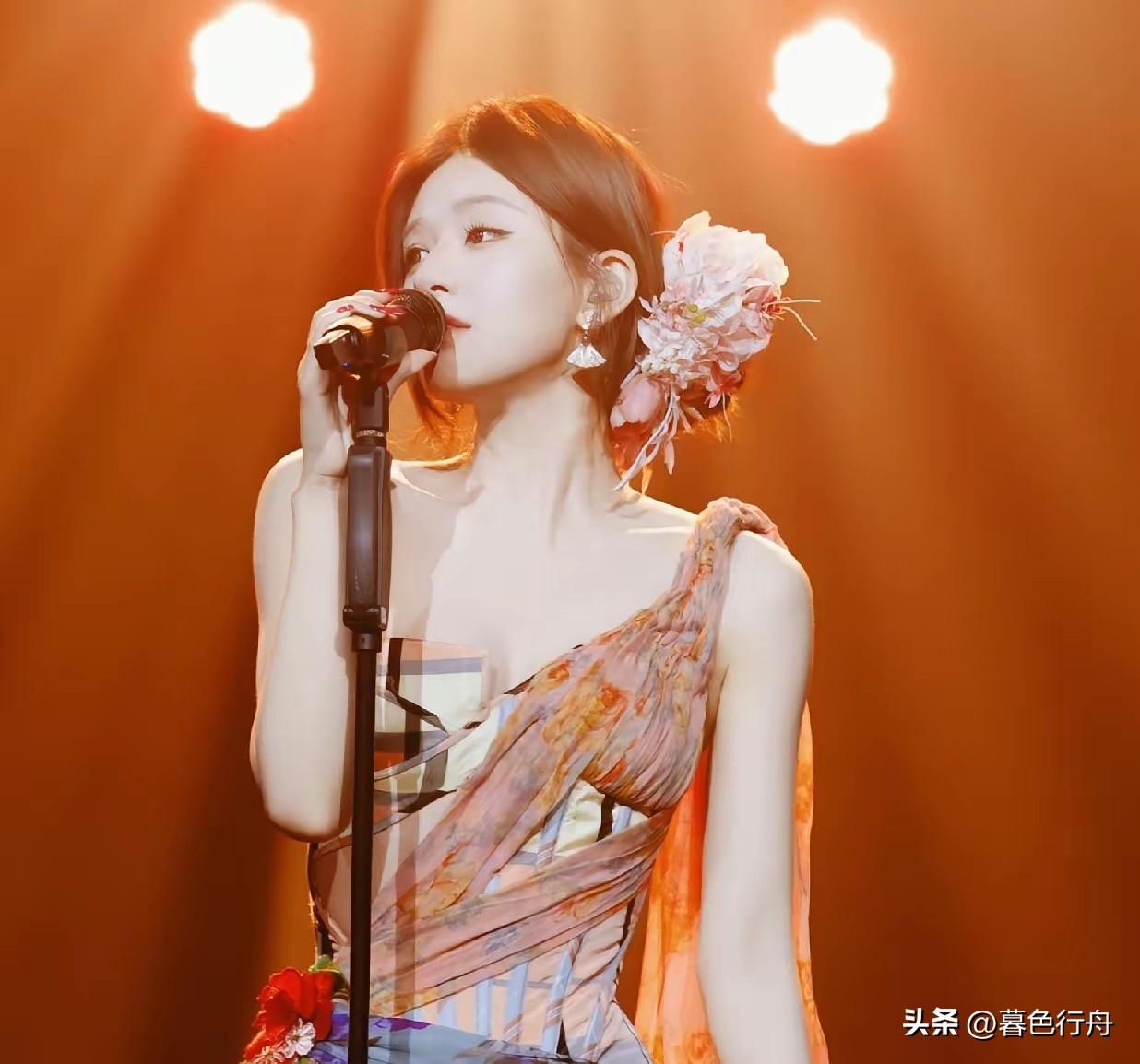 为什么明星都爱去泰国开演唱会，
原因很简单，
不是泰国很好玩，而是泰国的市场和成