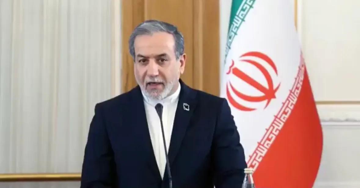 伊朗外交部长阿拉格希：
“与黎巴嫩停火同时，霍尔木兹海峡将完全开放，允许所有商船