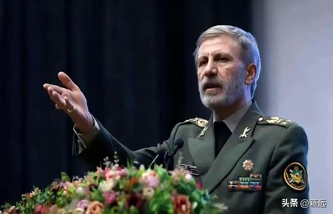 美公开伤亡损失:4名军人死亡，18名重伤。伊朗军方发布消息，仅对阿联酋境内的美军