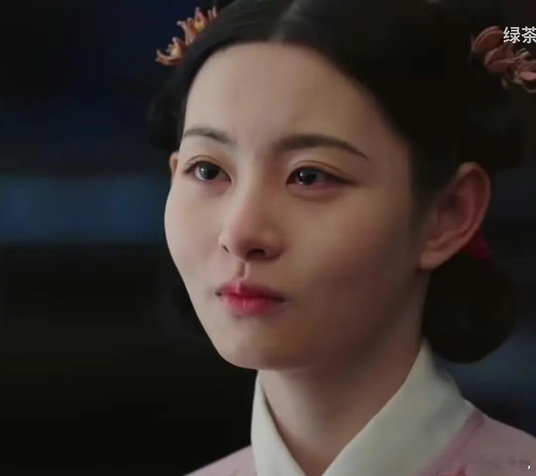 于正只喜欢颧骨高的人吗？ 他的男性审美都是统一的小脸五官拥挤[哆啦A梦害怕] ​