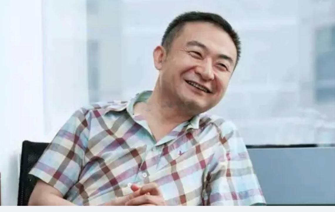 就是看好白酒！林园坚定看好白酒，认为人工智能来了，机器人代替人干活，人当然去喝酒