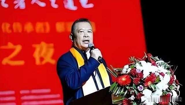 世界洪门总会向全球华人社会扔出“重磅炸弹”——以最直接、最不留情的方式，宣布与左