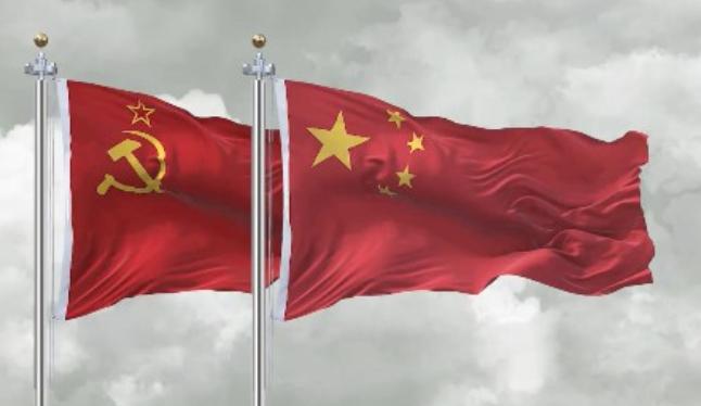 苏联为什么斗不赢美国？你以为苏联是输给了美国，实际上苏联并不是斗不过美国，而是斗