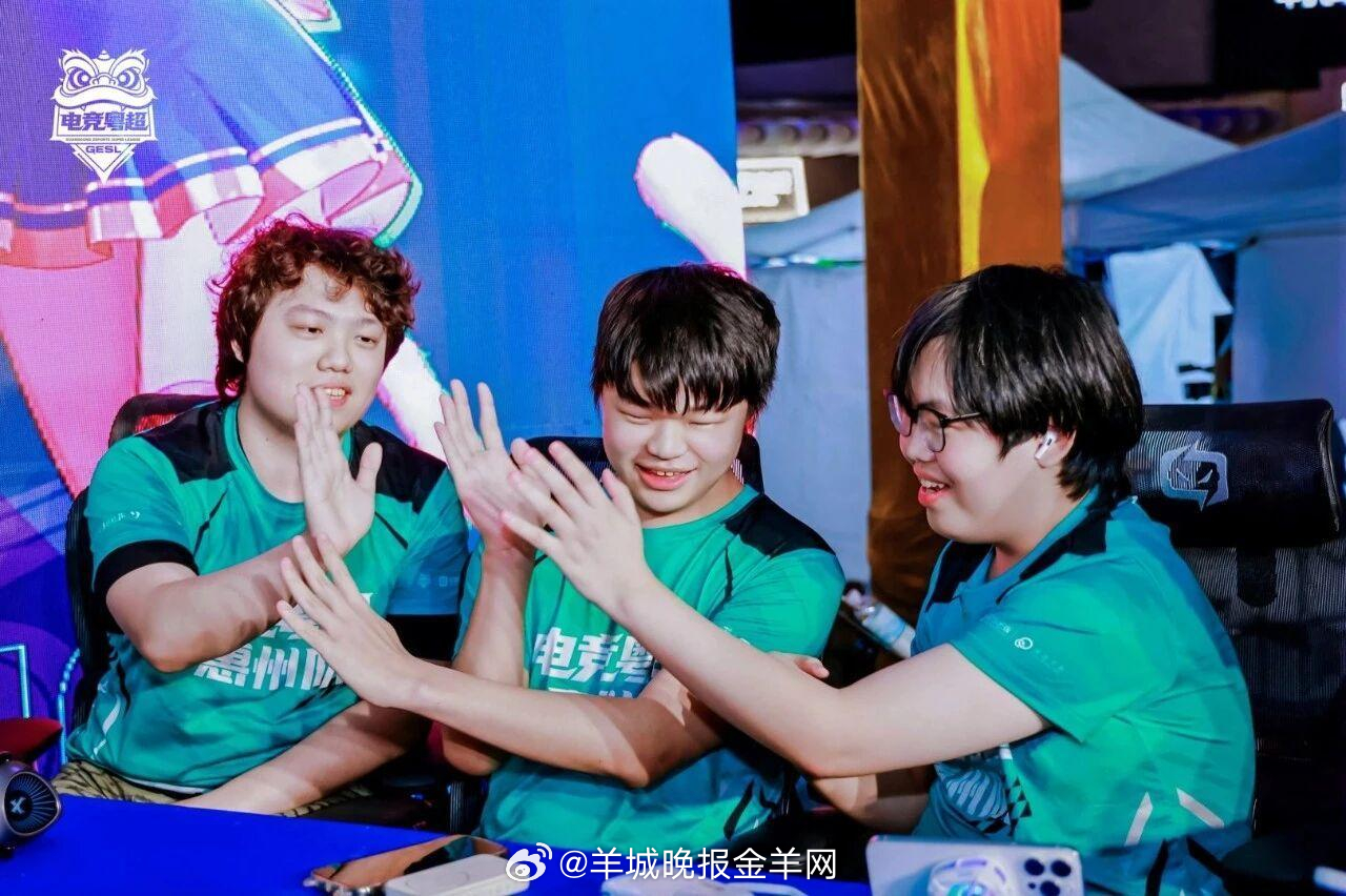 【#电竞粤超深圳站为什么值得期待#？】7月11日至12日，电竞粤超城市巡回赛深圳