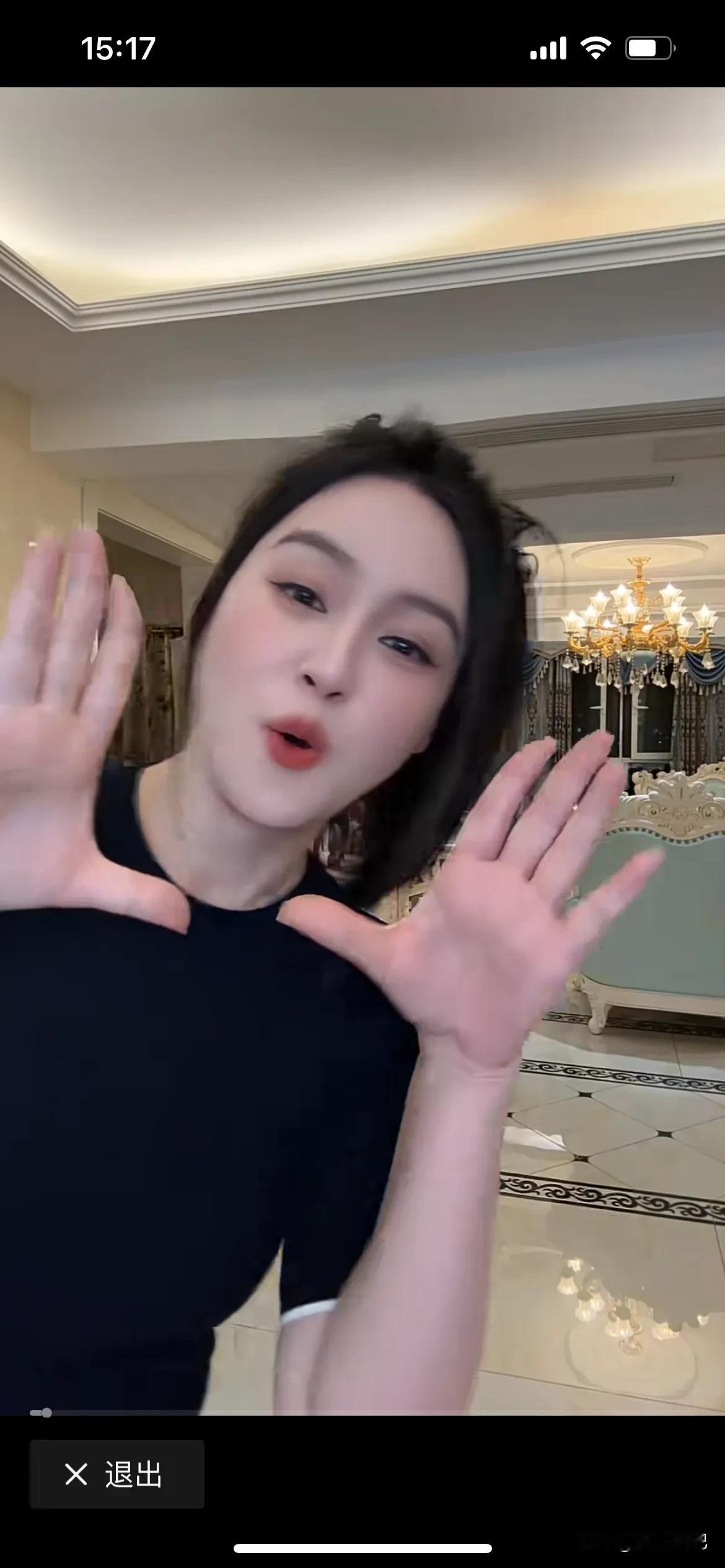 你们根本不知道唐艺老师有多励志，几千万粉丝也不是一时间的，都是靠积累起来的。
