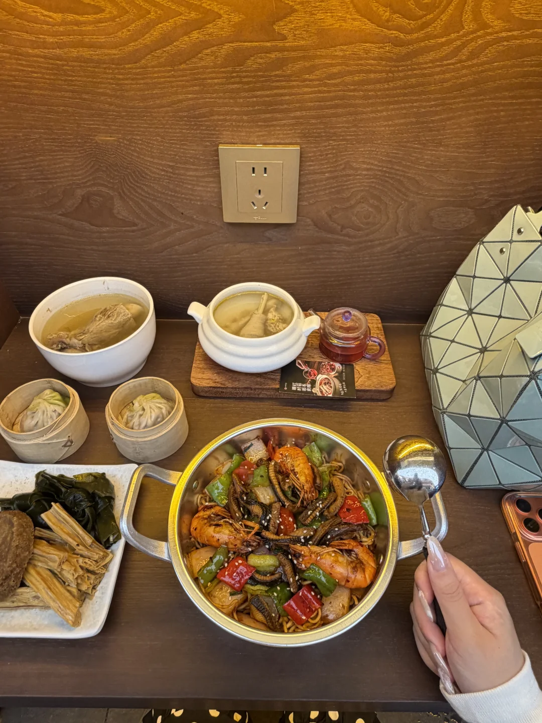 南京特别适合一人食的炖汤店！！！