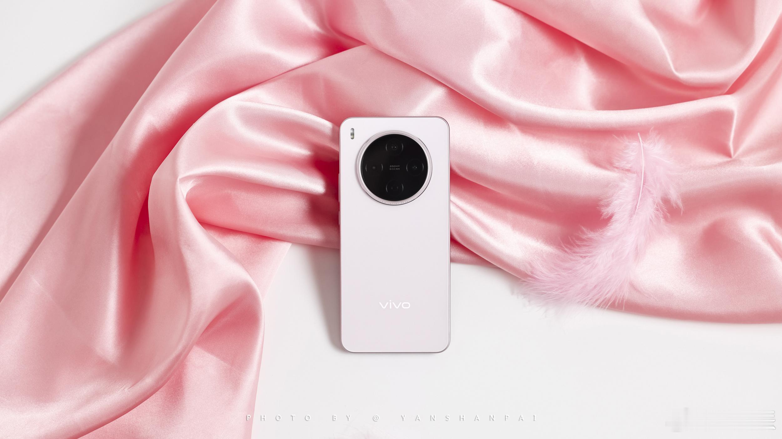 再分享一组vivo Y500 Pro真机实拍图赏，这手机是真不错，甚至可以说卷出