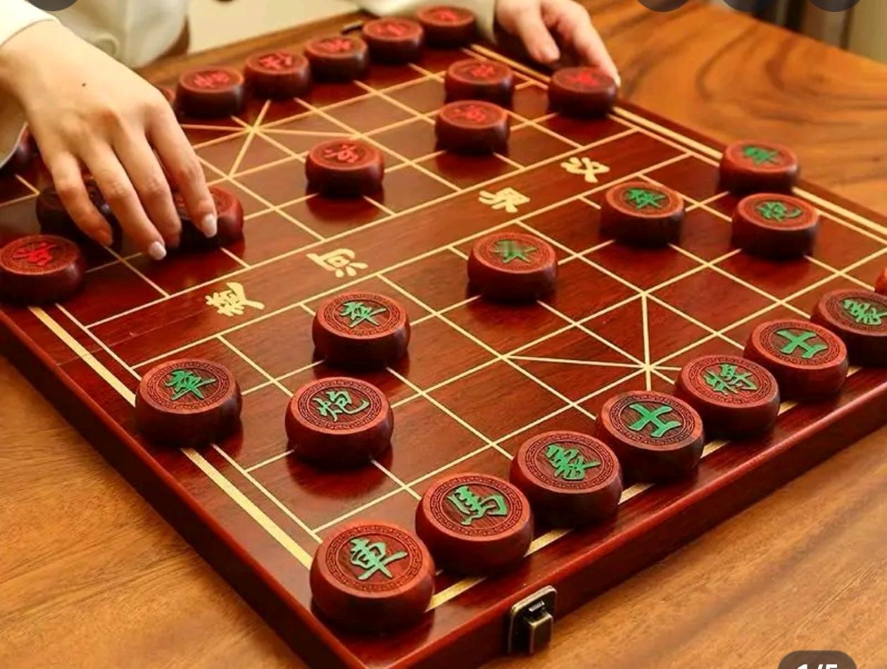 欣闻全国第十届象棋总决赛要在荥阳举行，此乃中国传统棋类兴事！荥阳有汉霸二王城。也