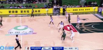 齐麟这个t吃的。。。。。。其实我觉得，就算被吹掉了你也应该为这球庆祝才对。打球要
