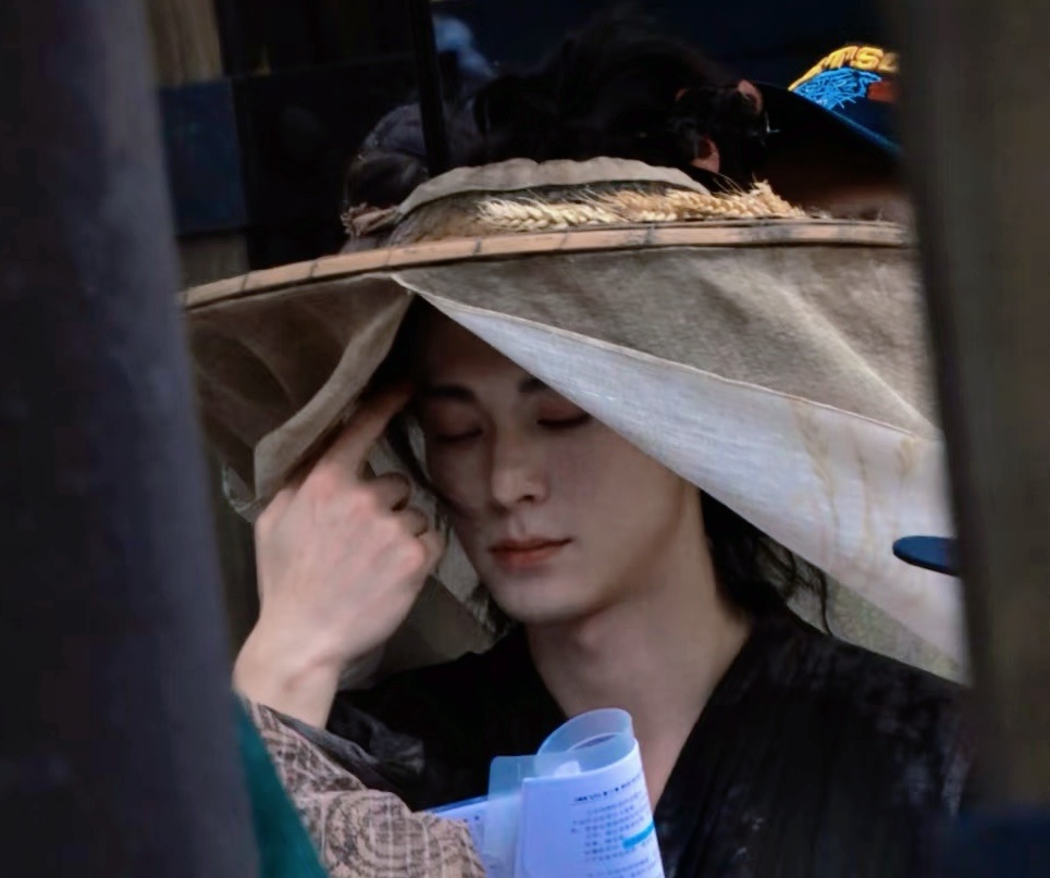 好漂亮哦 王鹤棣咸鱼飞升 ​​​