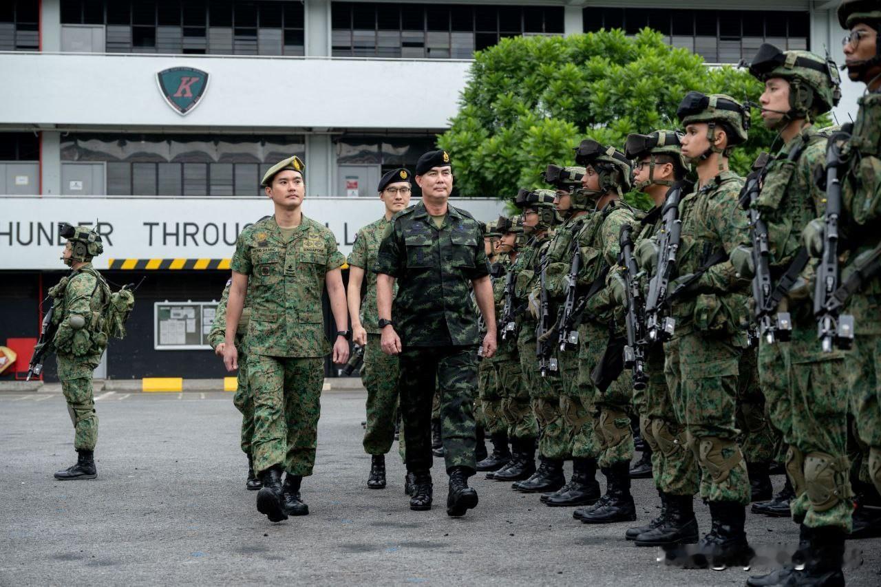 ⚔️🇸🇬🇹🇭 新加坡与泰国陆军联合演习“Kocha Singa”

新加