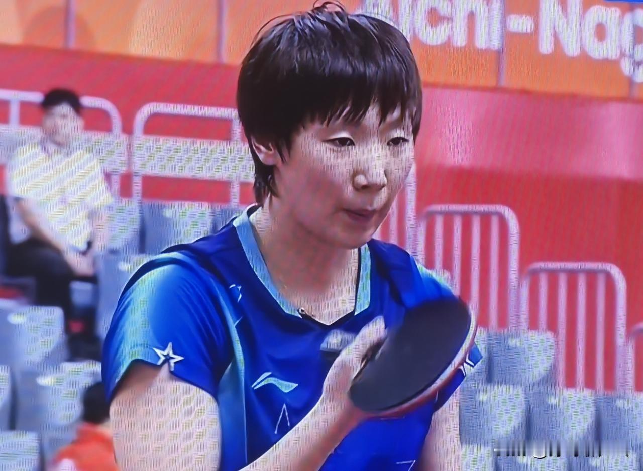 王曼昱 2:0 领先张本美和！
亚运会女单半决赛，国乒主力王曼昱对阵日本主力张本