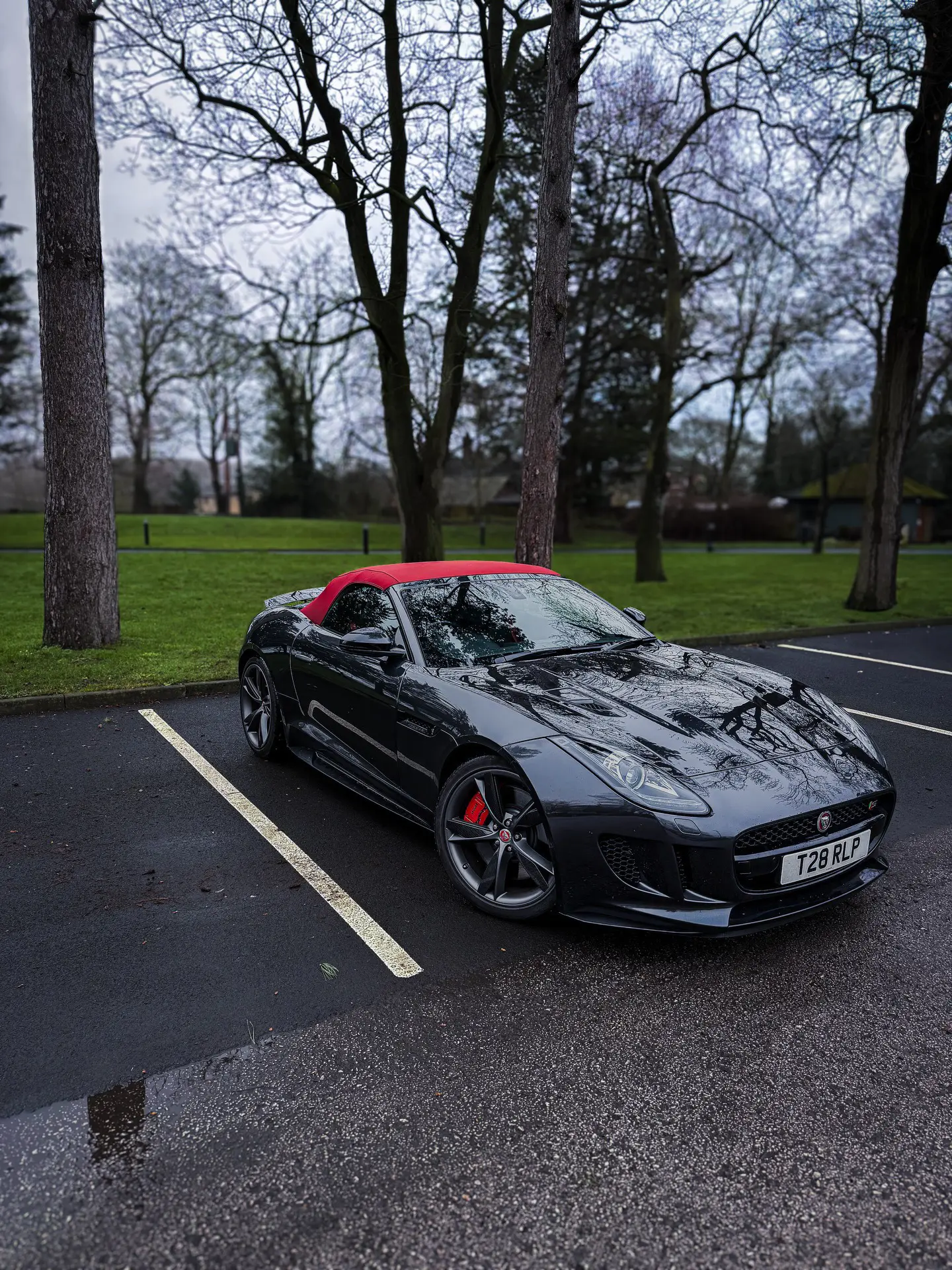 黑色与红色的搭配，绝了！