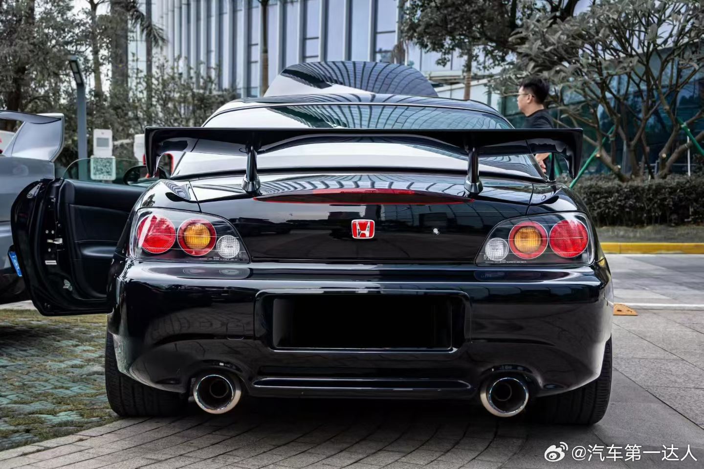 千公里红标S2000，藏着时光与热爱的终极浪漫，真正的经典，从不会被岁月辜负。这