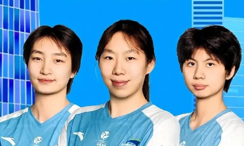 铜牌之战即将开始，天津女排主场比赛的宣传海报和以往比别具一格，海报上没有了王艺竹