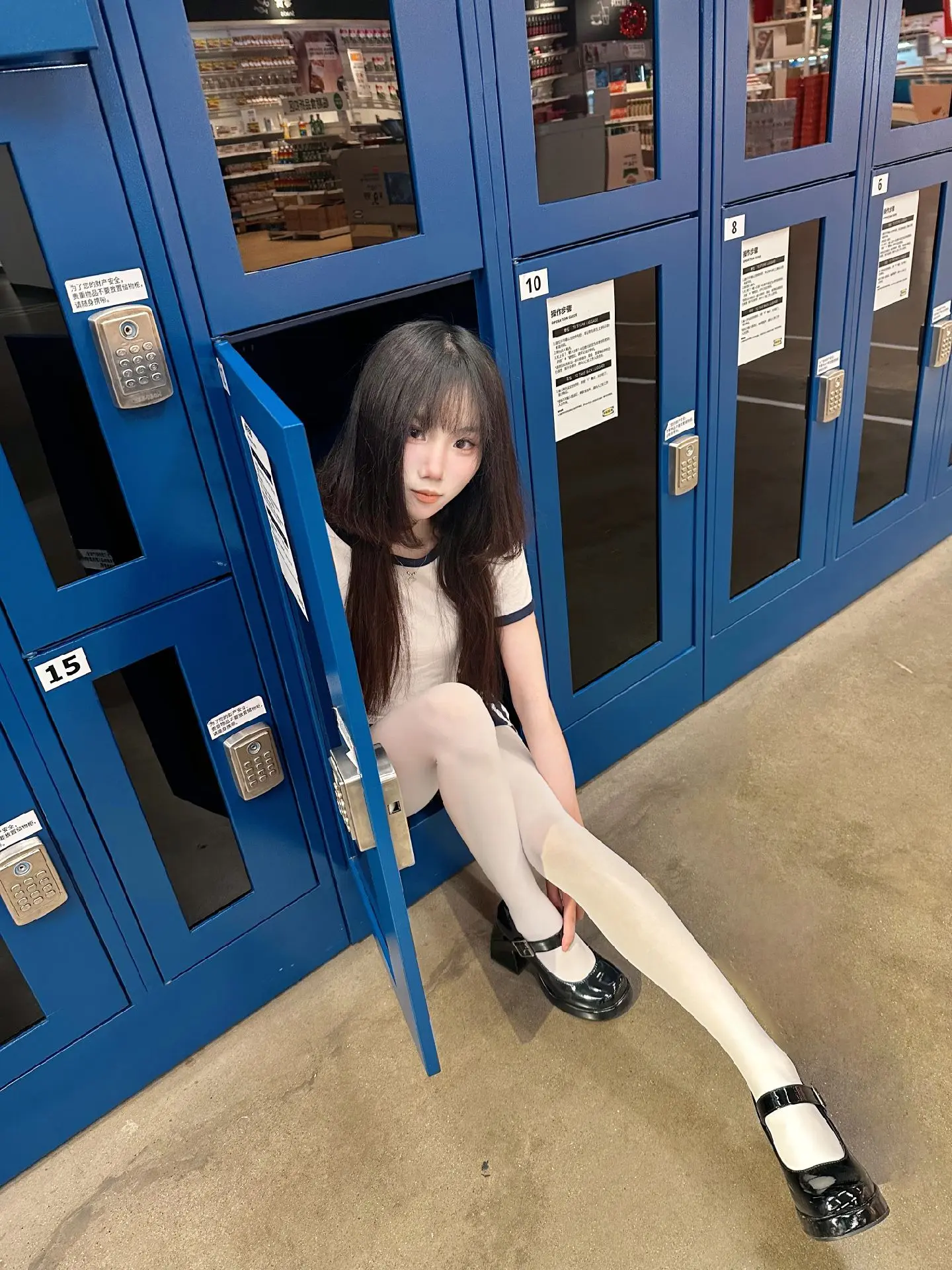 可以去你家蹭饭吗 顺便蹭蹭你。