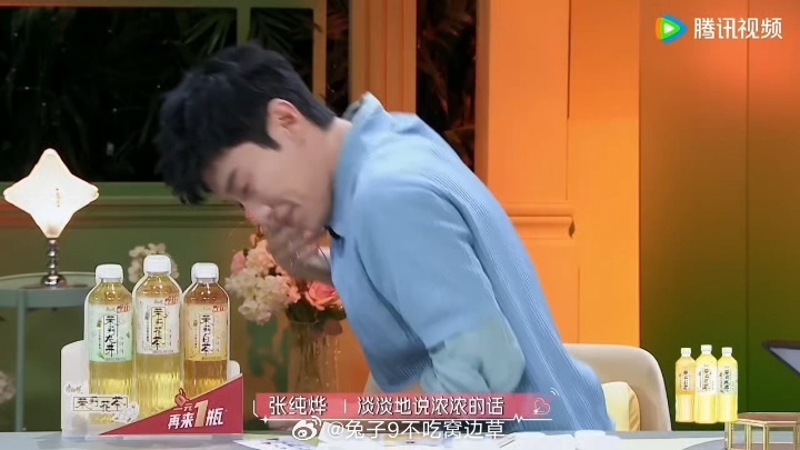 恒怡cp长嘴且直球 恒怡这对话也太直球了！王怡主动问恒要不要了解别人，恒说我的注