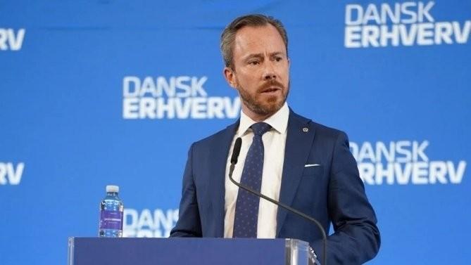 美国丢人丢大了，拿丹麦无可奈何。有消息称，丹麦发大招了，增兵1000人直抵 格陵