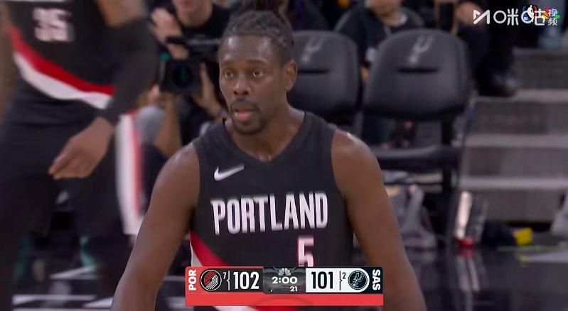 先观战一会隔壁关键时刻大战！开拓者VS马刺