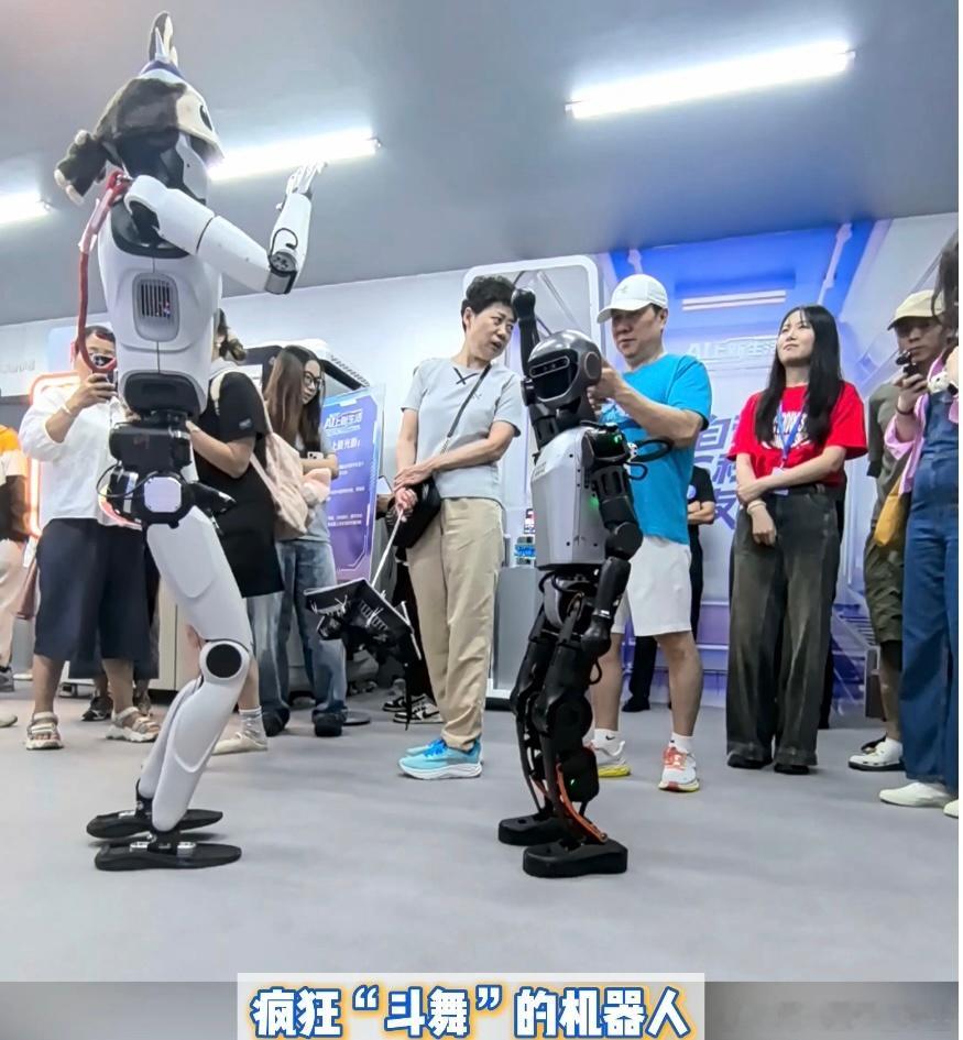 北京最值得逛的地方都是免费的果然大城市机会就是多哈，在北京商场逛逛街散散步免费看